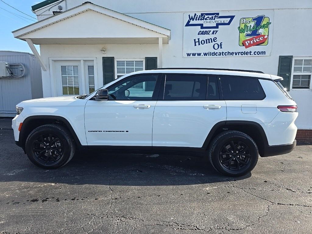 used 2024 Jeep Grand Cherokee L car, priced at $29,890