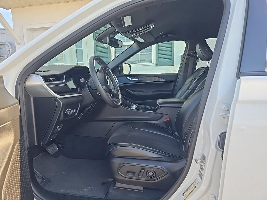 used 2024 Jeep Grand Cherokee L car, priced at $29,890