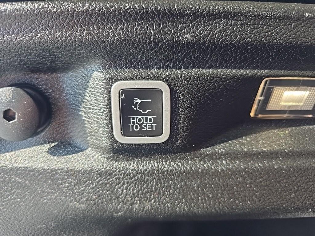 used 2024 Jeep Grand Cherokee L car, priced at $29,890