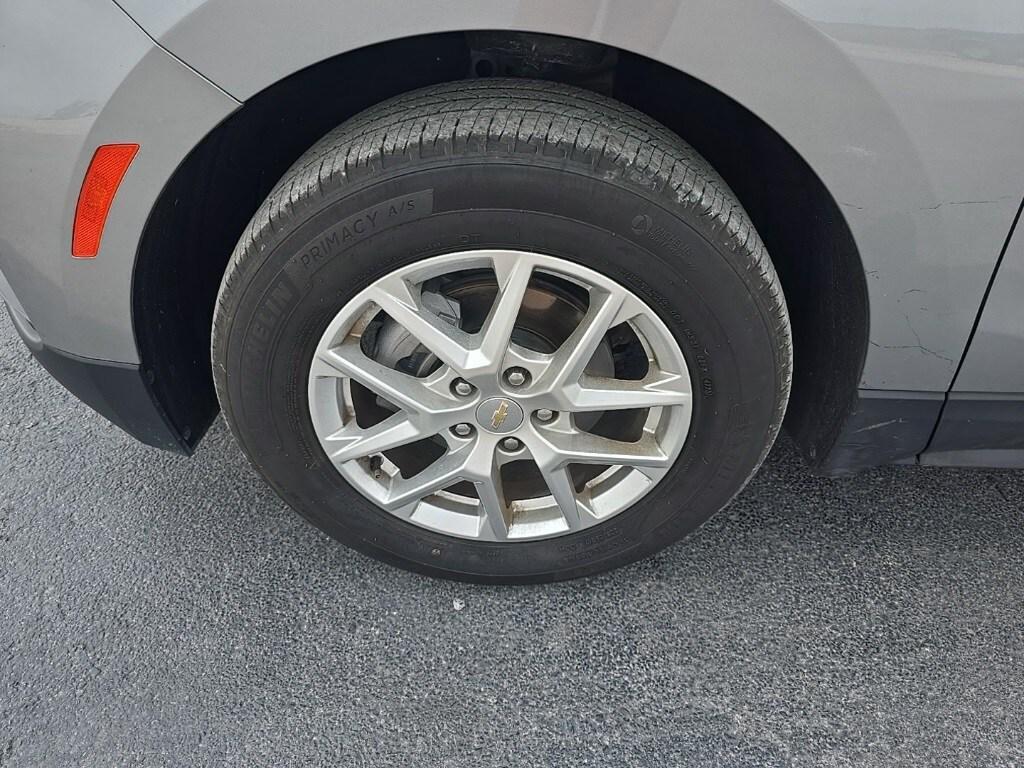 used 2024 Chevrolet Equinox car, priced at $21,888