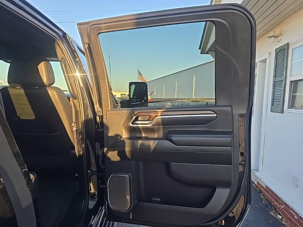 used 2025 Chevrolet Silverado 3500 car, priced at $83,936