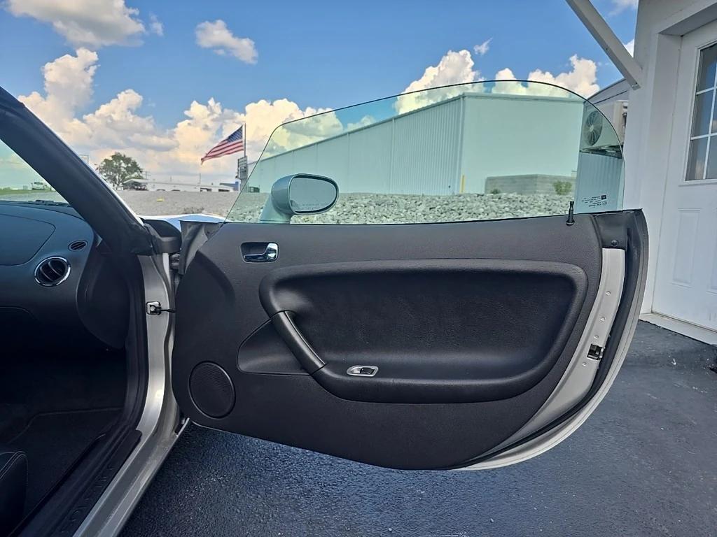 used 2006 Pontiac Solstice car, priced at $8,877
