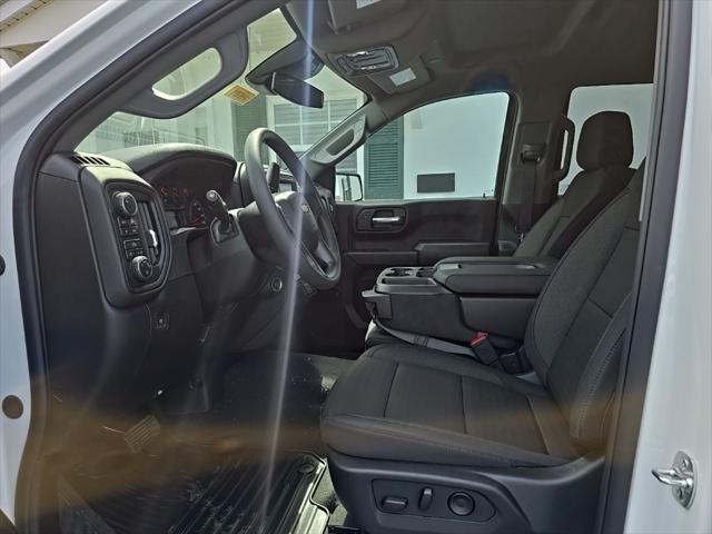 new 2025 Chevrolet Silverado 1500 car, priced at $49,628