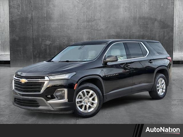used 2023 Chevrolet Traverse car, priced at $29,995