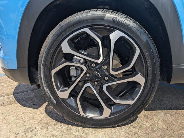 new 2025 Chevrolet Trax car, priced at $25,318