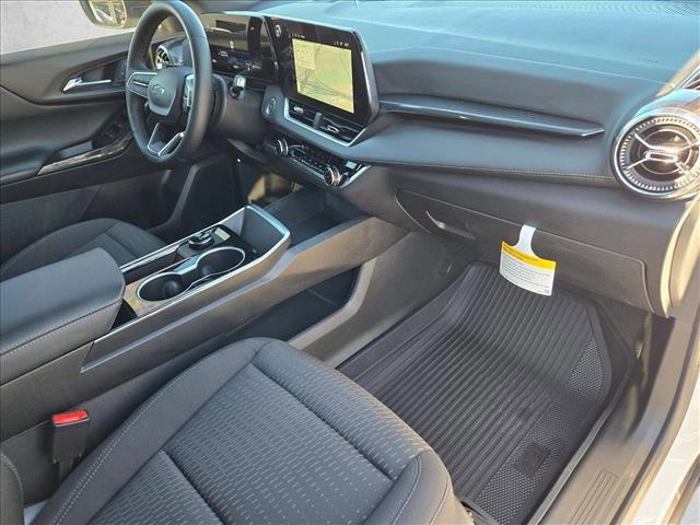 new 2026 Chevrolet Equinox car, priced at $28,925