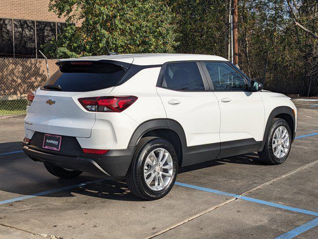 new 2025 Chevrolet TrailBlazer car, priced at $25,680