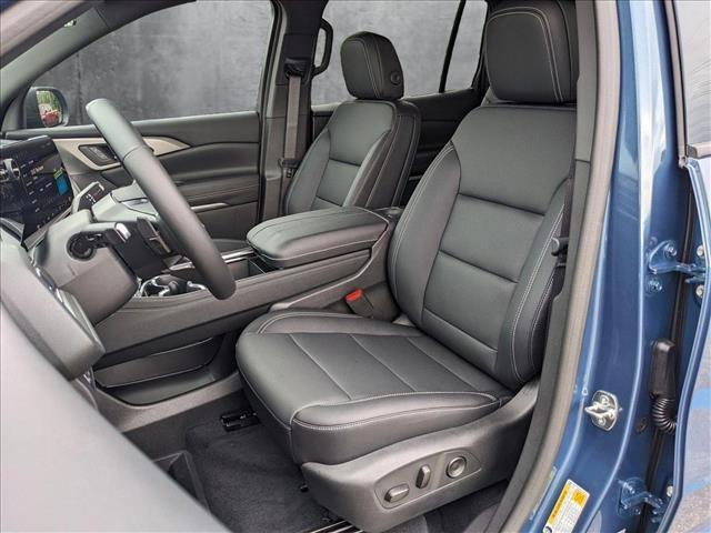 new 2025 Chevrolet Traverse car, priced at $44,821