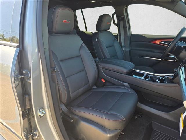 new 2026 Chevrolet Traverse car, priced at $54,993