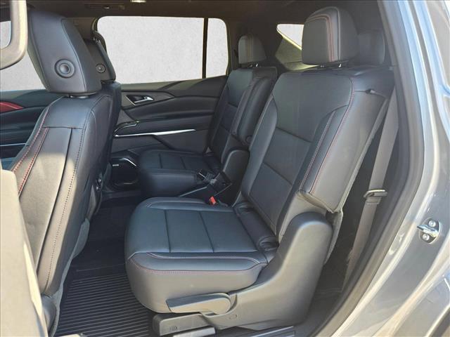 new 2026 Chevrolet Traverse car, priced at $54,993