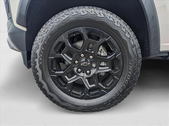 new 2026 Chevrolet Colorado car, priced at $44,195