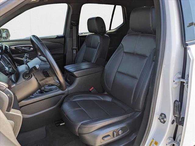 used 2022 Chevrolet Traverse car, priced at $23,495