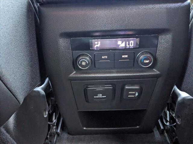 used 2022 Chevrolet Traverse car, priced at $23,495