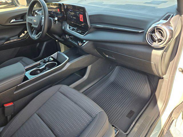 new 2026 Chevrolet Equinox car, priced at $27,948