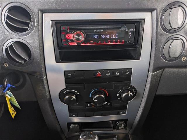 used 2008 Jeep Commander car, priced at $5,991