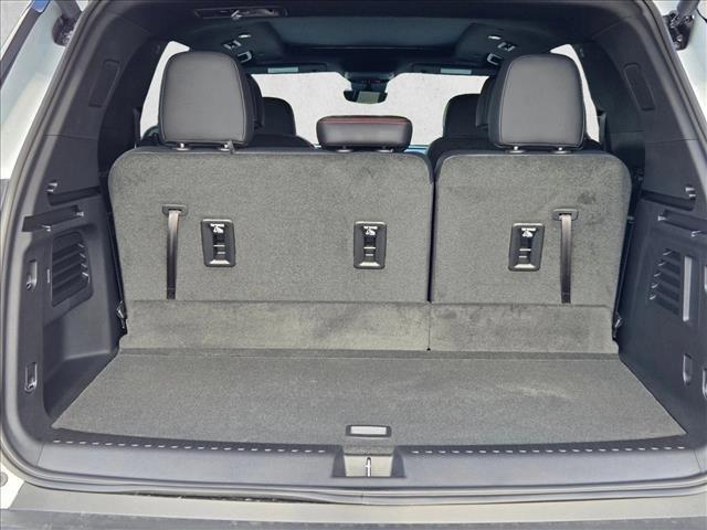 new 2026 Chevrolet Traverse car, priced at $55,898