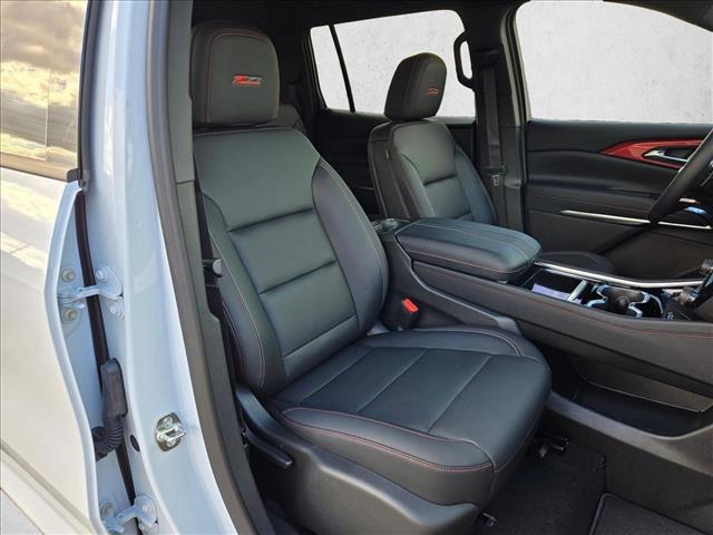 new 2026 Chevrolet Traverse car, priced at $55,898