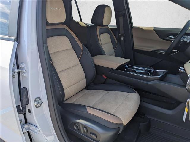 new 2026 Chevrolet Equinox car, priced at $35,695