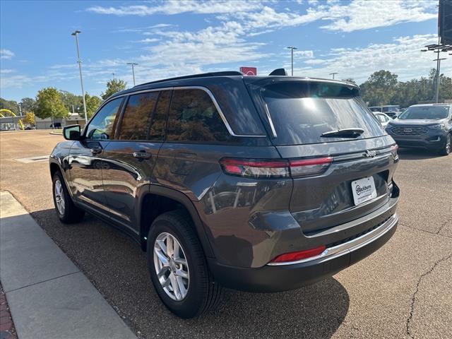 new 2025 Jeep Grand Cherokee car, priced at $39,175