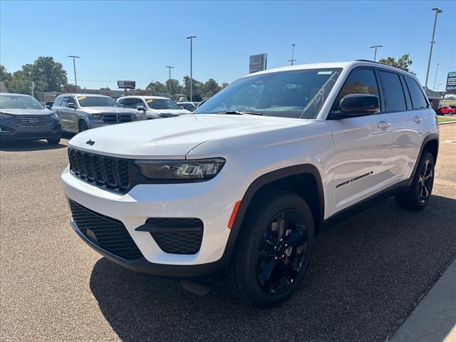 new 2025 Jeep Grand Cherokee car, priced at $44,580