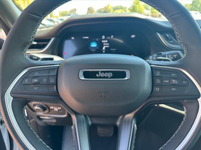 new 2025 Jeep Grand Cherokee car, priced at $44,580