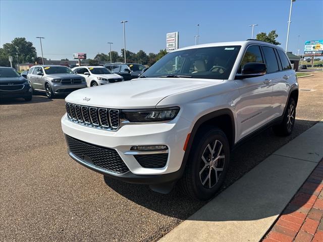 new 2024 Jeep Grand Cherokee car, priced at $51,215