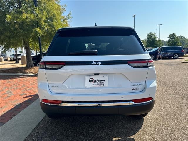 new 2024 Jeep Grand Cherokee car, priced at $51,215