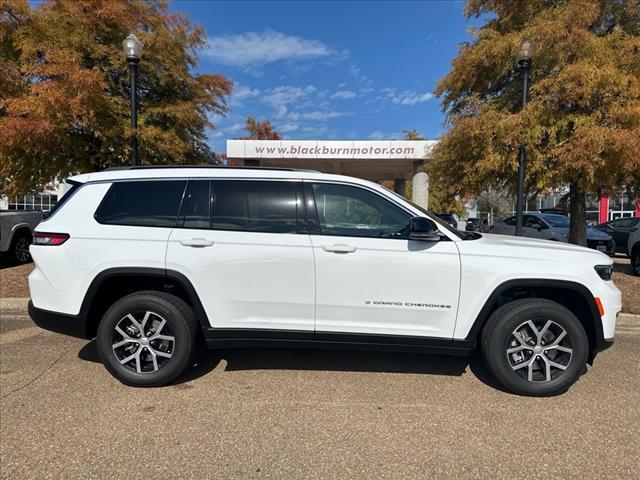 new 2025 Jeep Grand Cherokee L car, priced at $45,700