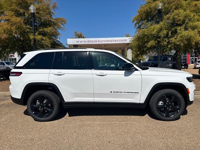 new 2025 Jeep Grand Cherokee car, priced at $46,425