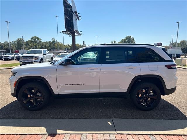 new 2025 Jeep Grand Cherokee car, priced at $46,425