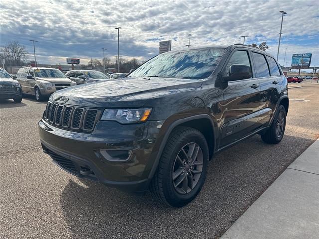 used 2017 Jeep Grand Cherokee car, priced at $18,695