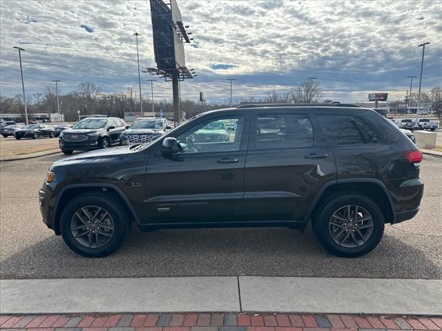 used 2017 Jeep Grand Cherokee car, priced at $18,695