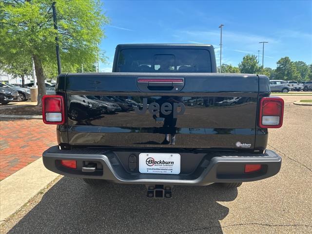 new 2024 Jeep Gladiator car, priced at $50,565