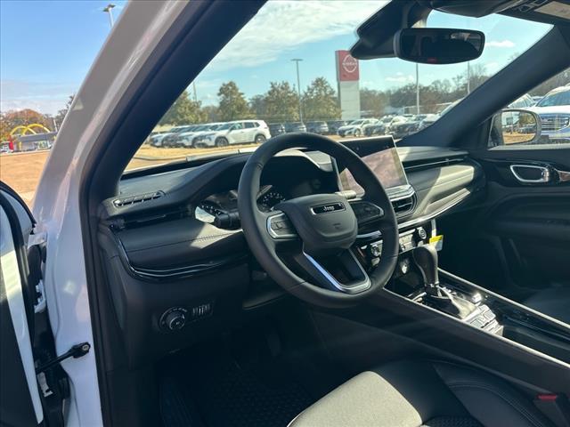 new 2025 Jeep Compass car, priced at $34,435