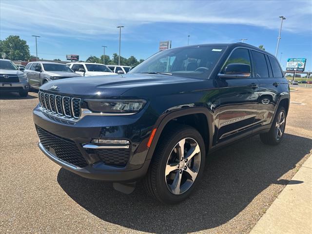 new 2024 Jeep Grand Cherokee car, priced at $54,435