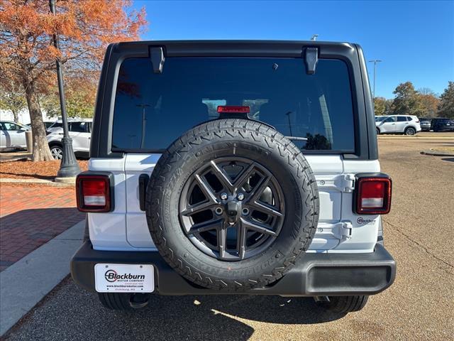 new 2025 Jeep Wrangler car, priced at $47,650