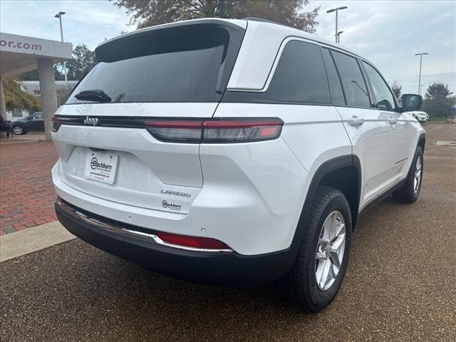 new 2025 Jeep Grand Cherokee car, priced at $40,375