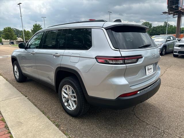 new 2024 Jeep Grand Cherokee L car, priced at $43,999