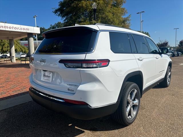 new 2024 Jeep Grand Cherokee L car, priced at $52,325