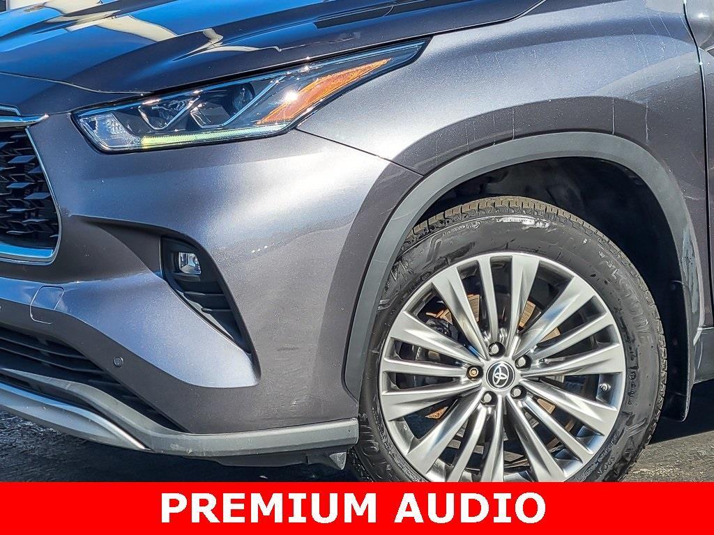 used 2021 Toyota Highlander Hybrid car, priced at $39,798