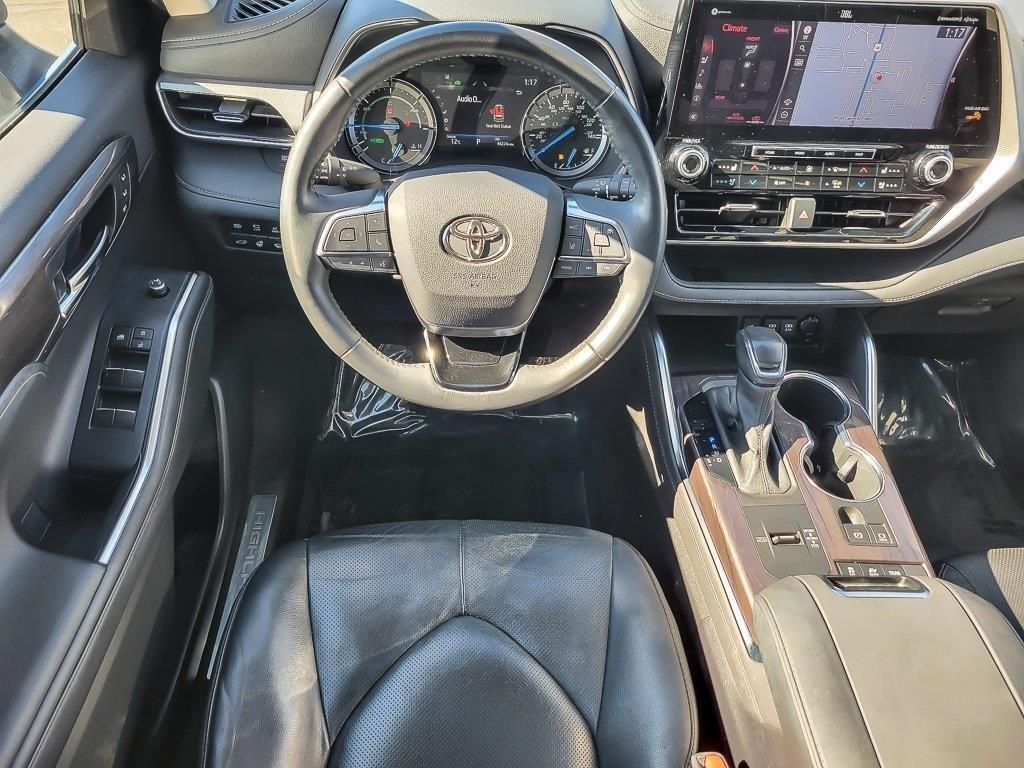 used 2021 Toyota Highlander Hybrid car, priced at $39,798
