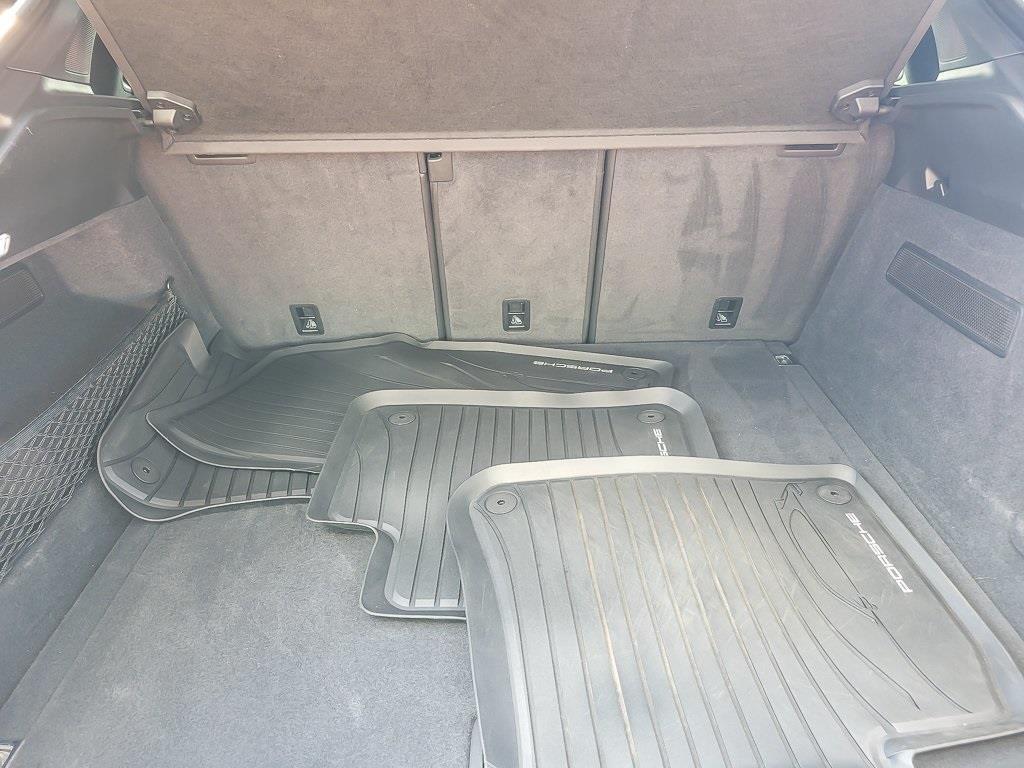 used 2024 Porsche Cayenne car, priced at $77,289