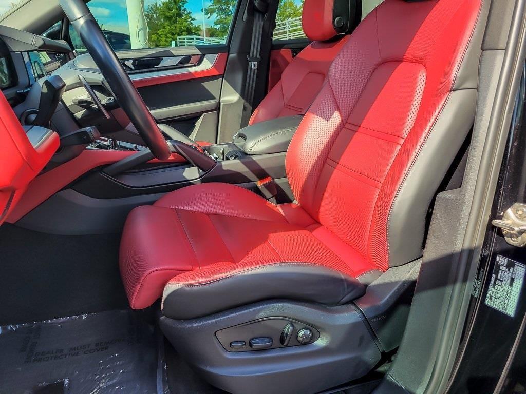 used 2024 Porsche Cayenne car, priced at $77,289