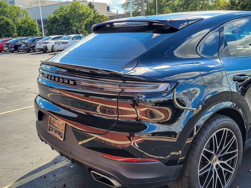 used 2024 Porsche Cayenne car, priced at $77,289