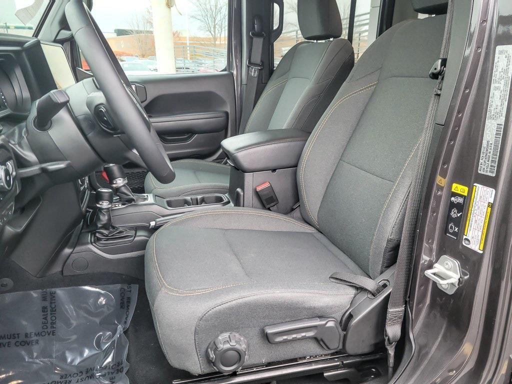 used 2025 Jeep Wrangler car, priced at $37,050