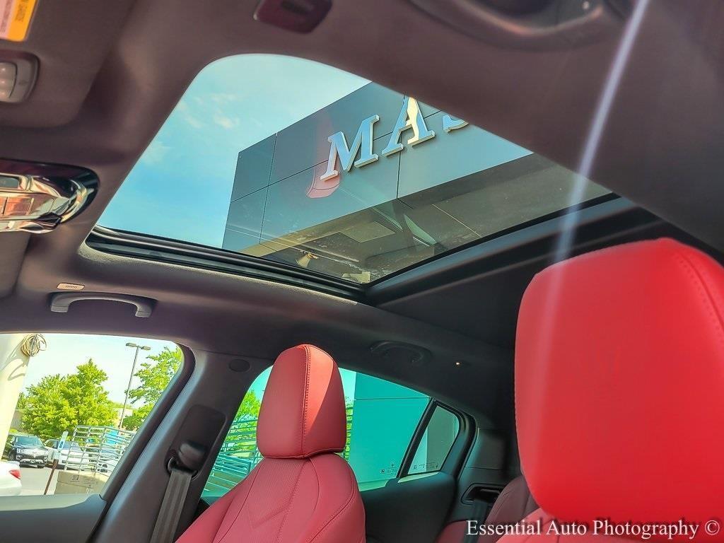 new 2025 Maserati Grecale car, priced at $77,939