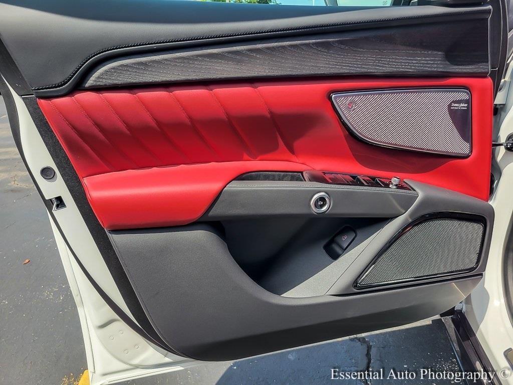 new 2025 Maserati Grecale car, priced at $77,939