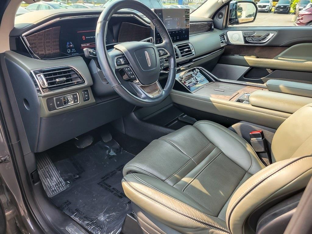 used 2022 Lincoln Navigator car, priced at $59,889