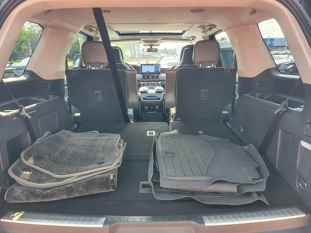 used 2022 Lincoln Navigator car, priced at $67,989
