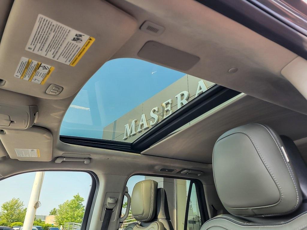 used 2022 Lincoln Navigator car, priced at $67,989